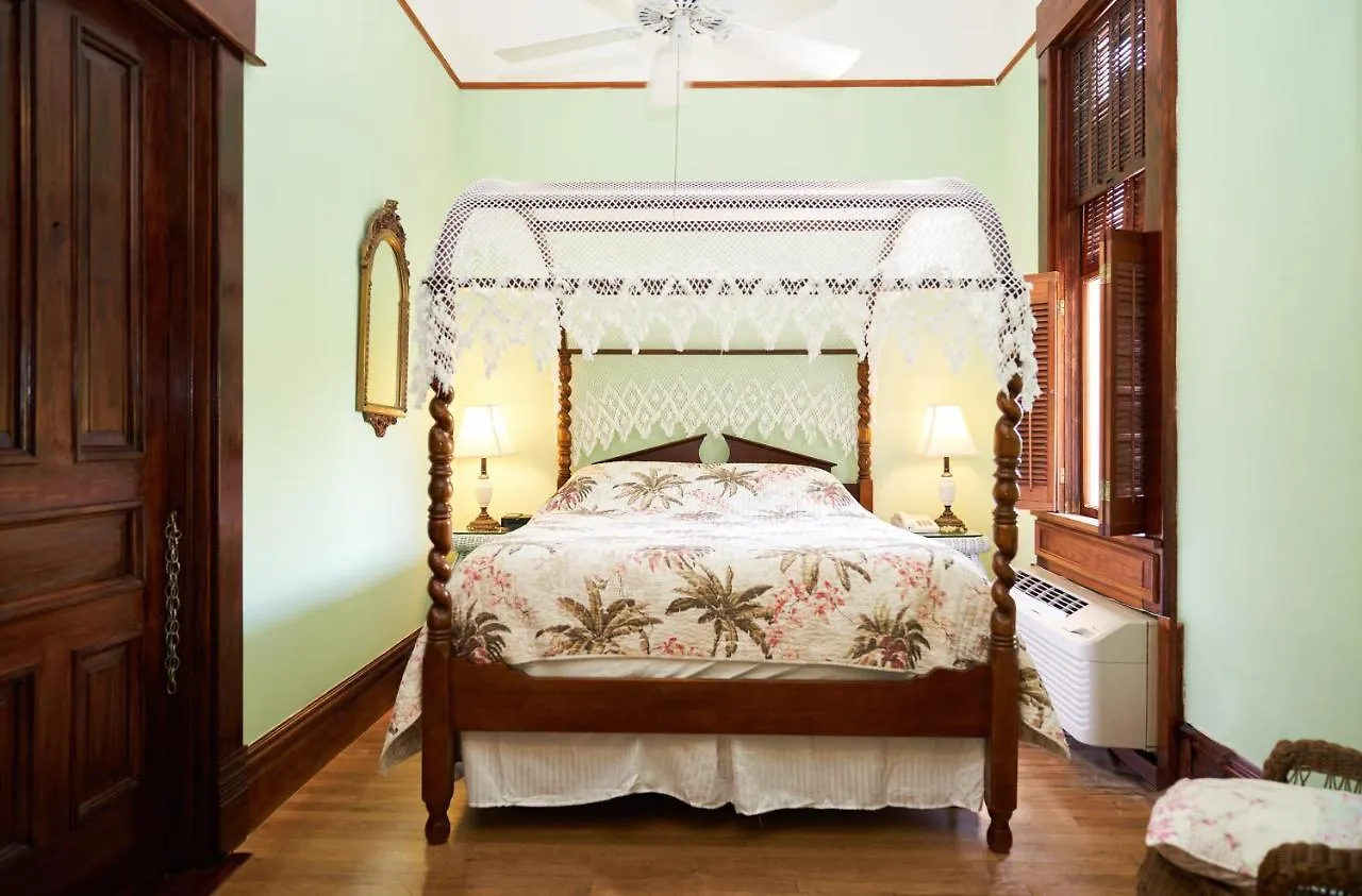 Amsterdam'S Curry Mansion Inn Key West