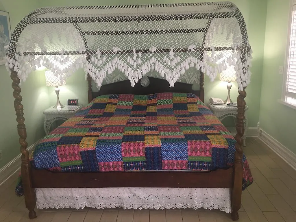 Bed & Breakfast Amsterdam'S Curry Mansion Inn Key West