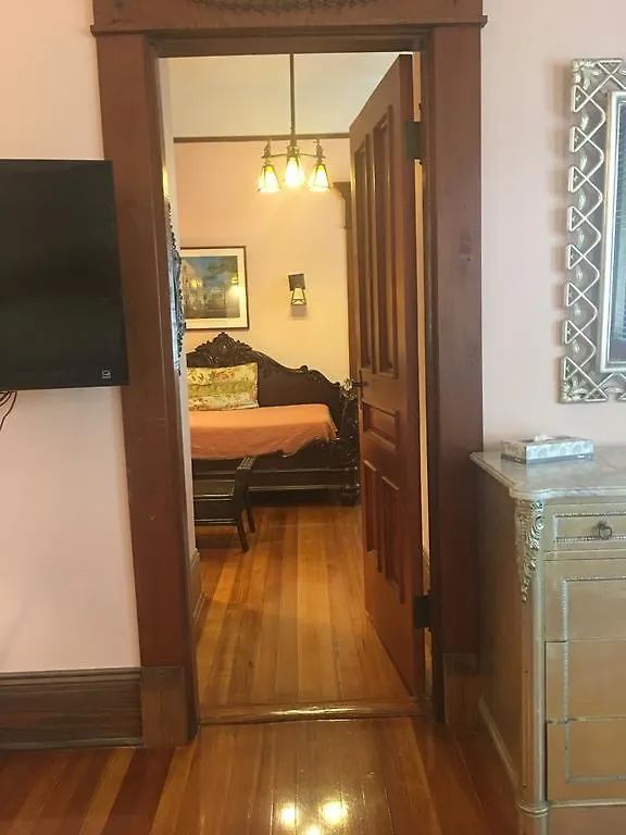 Amsterdam'S Curry Mansion Inn Key West Bed & Breakfast