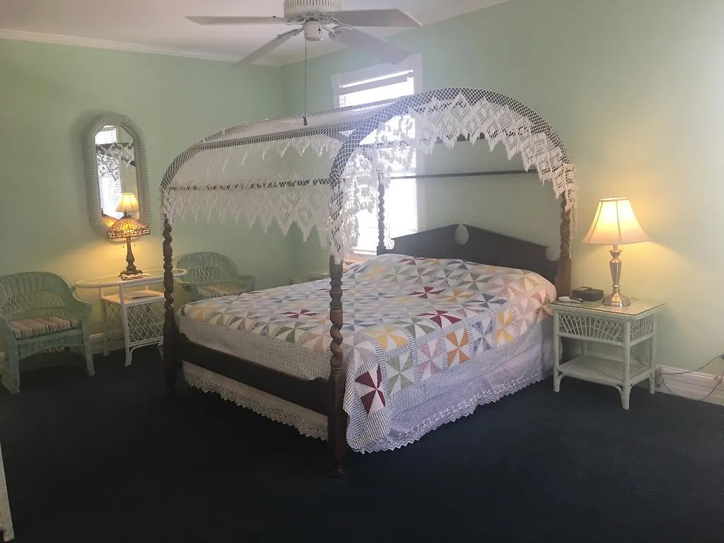 Amsterdam'S Curry Mansion Inn Key West